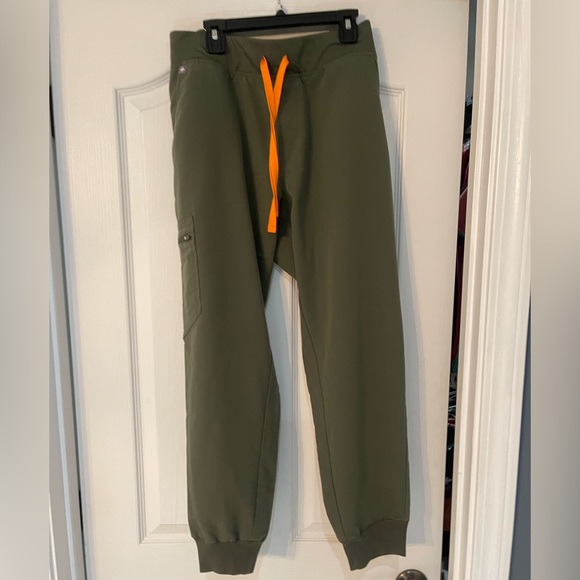 Figs XL (jogger bottoms) - Picture 2 of 2
